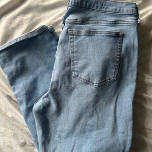 Universal Thread Light Blue Jeans